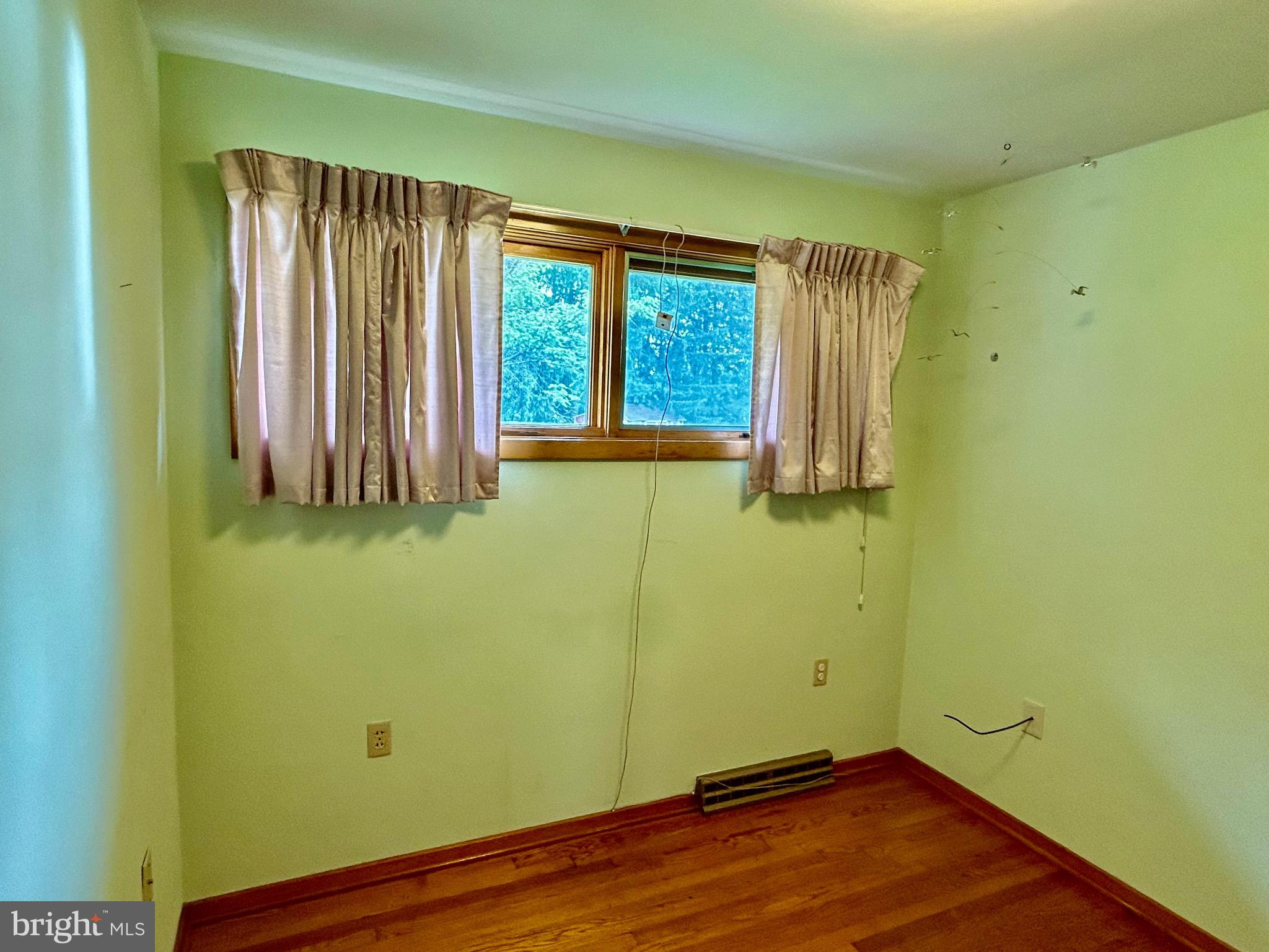 13 Endress Rd