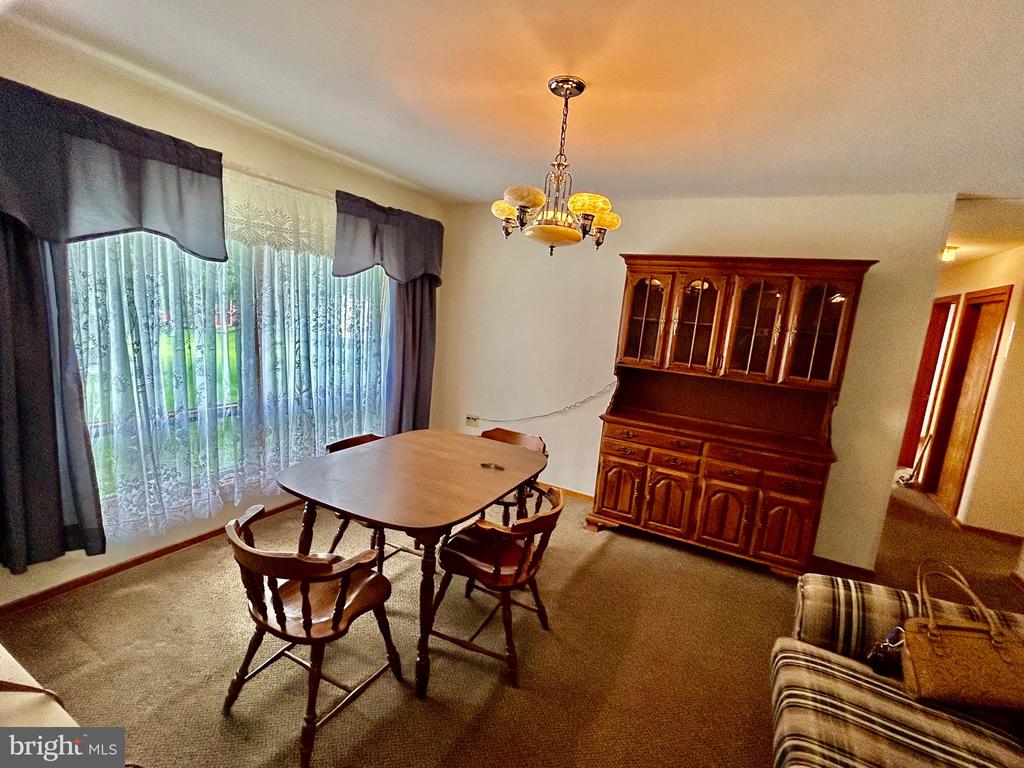13 Endress Rd