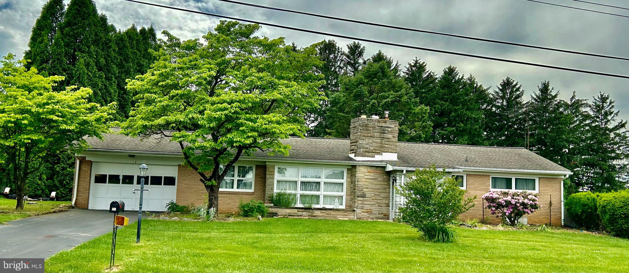 13 Endress Rd