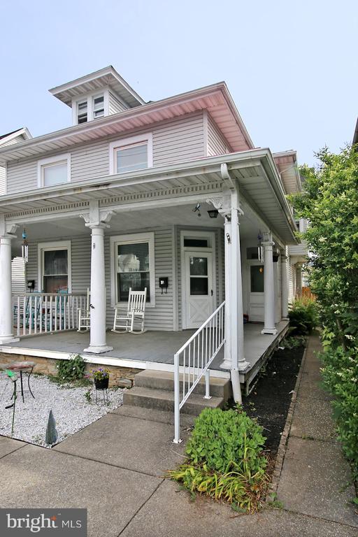 28 N Grant St