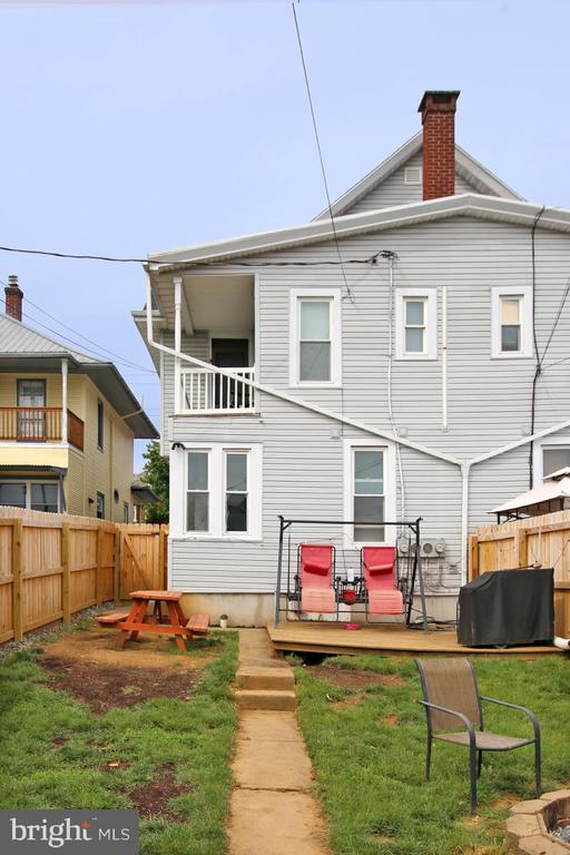 28 N Grant St