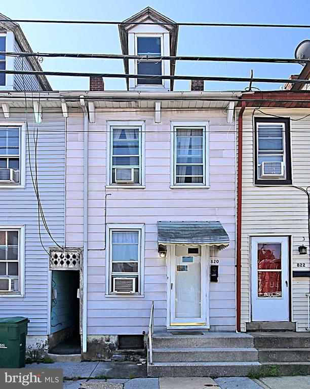 820 Federal St