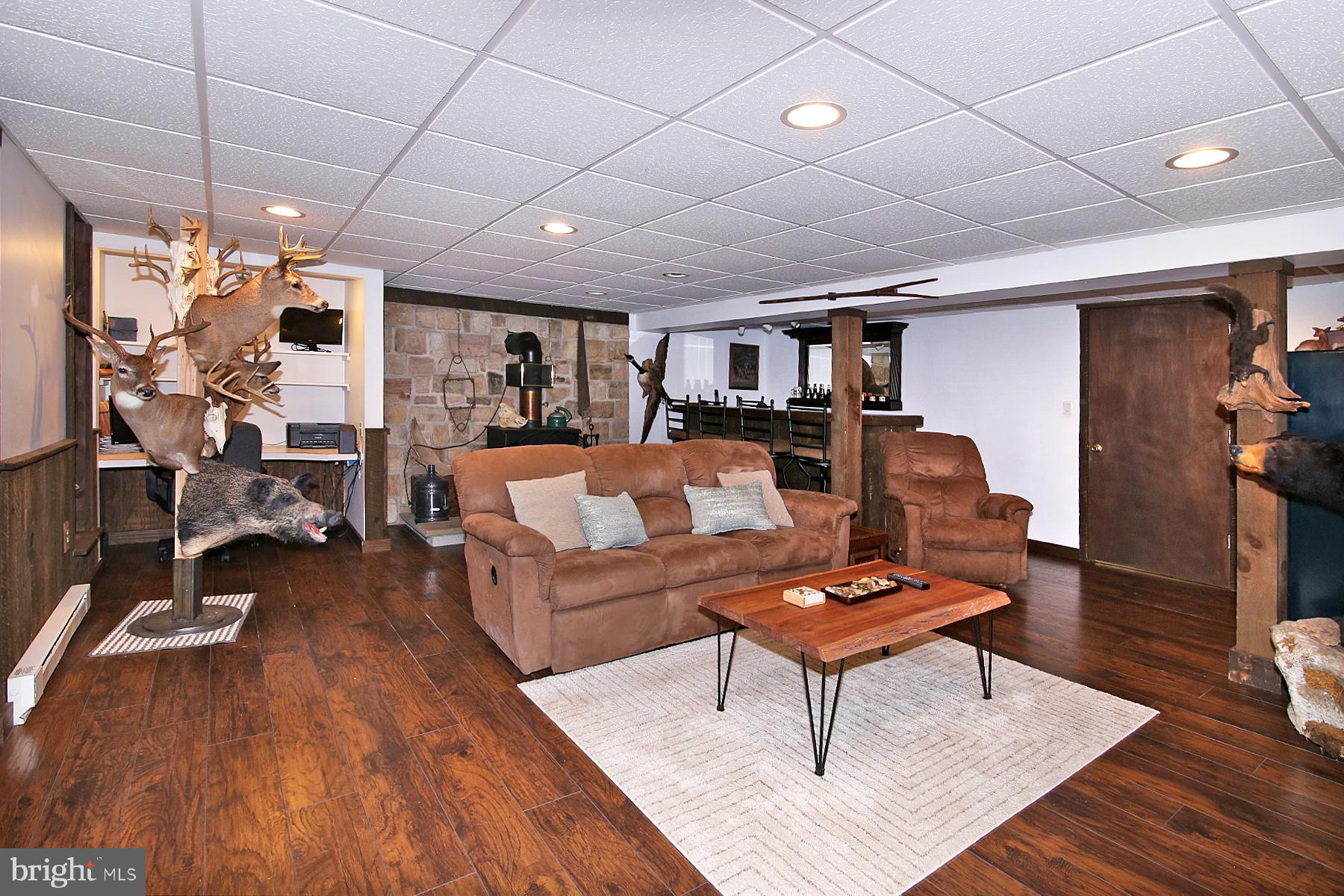 1266 Ash Ln