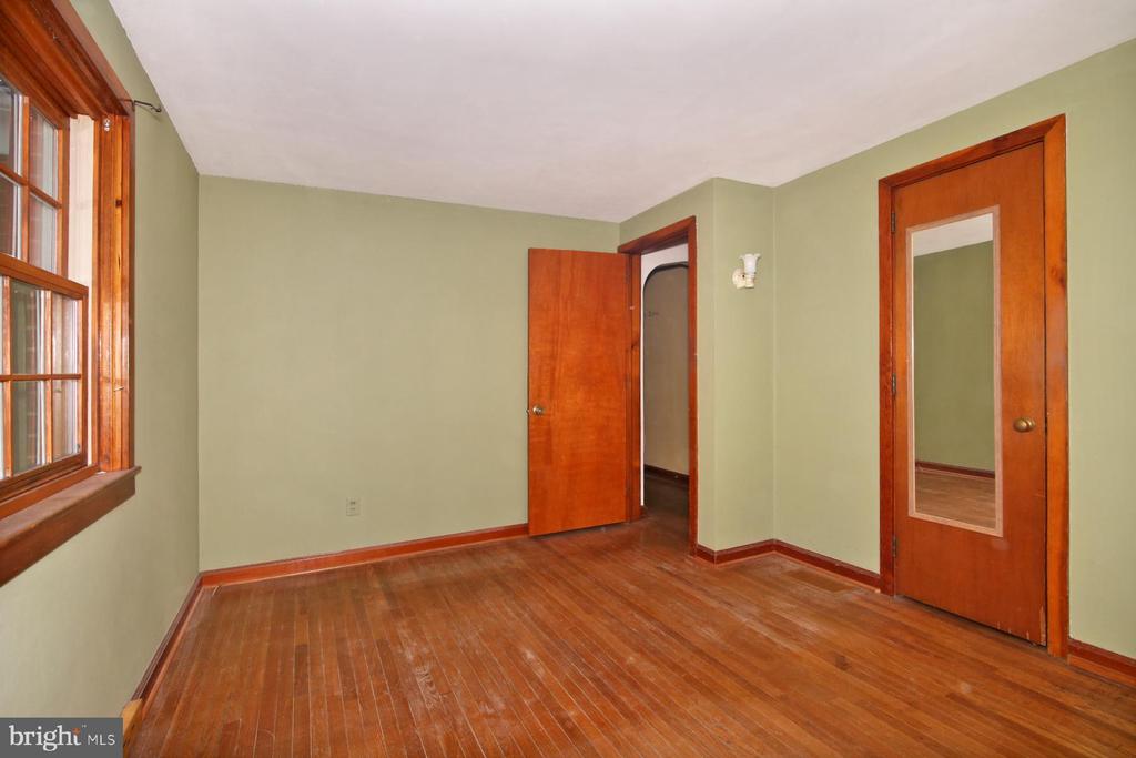 1025 Franklin Ave