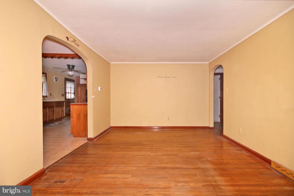 1025 Franklin Ave