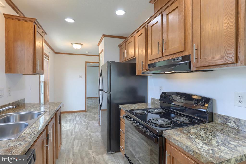 7 David Dr