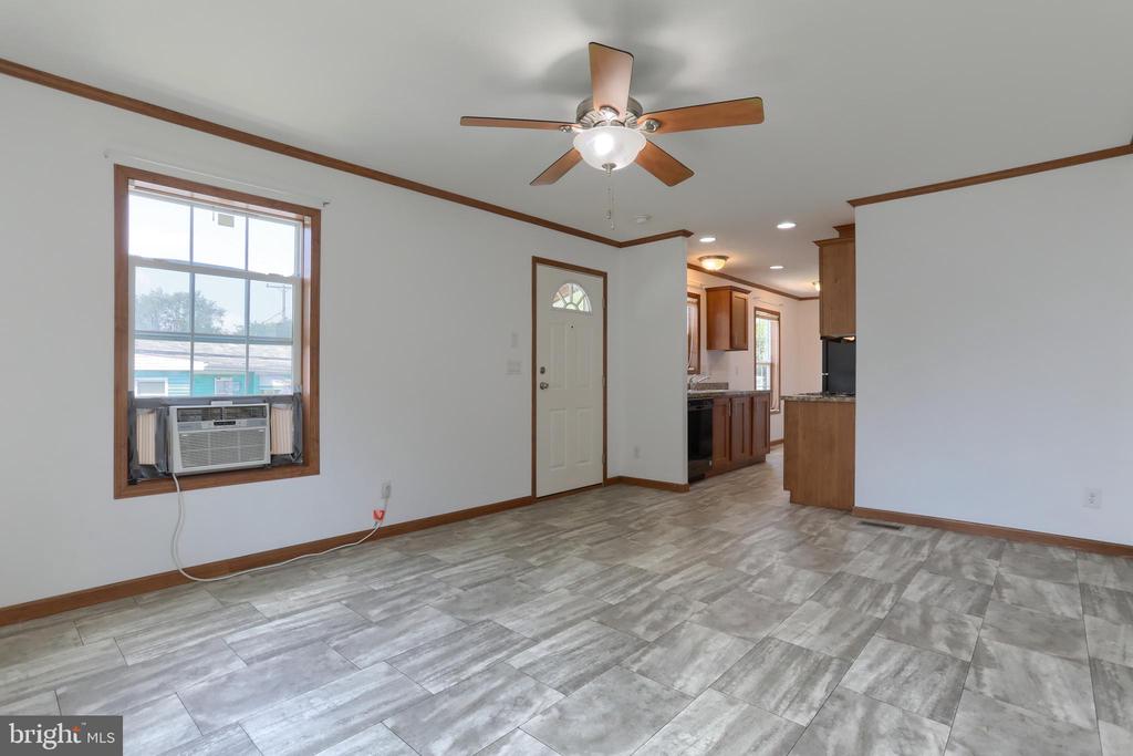 7 David Dr