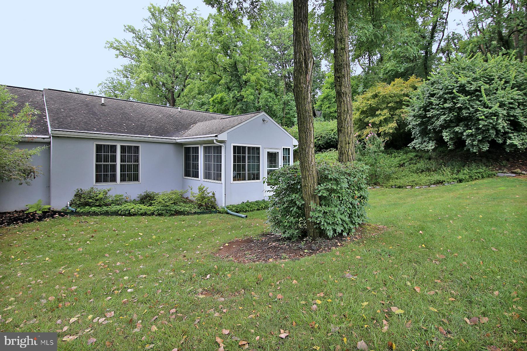 610 Huckleberry Ln