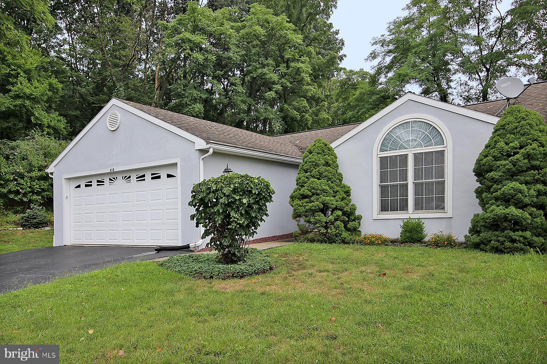 610 Huckleberry Ln