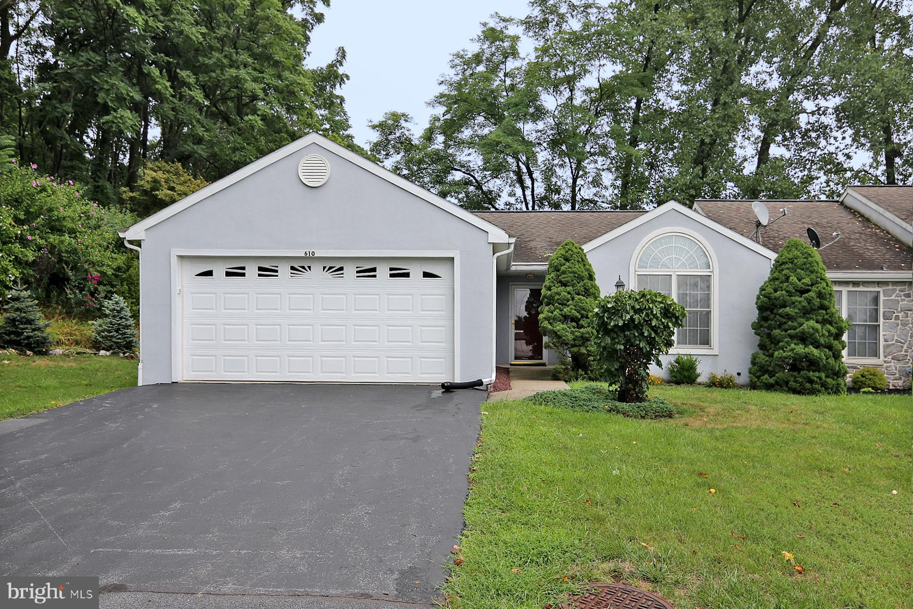 610 Huckleberry Ln