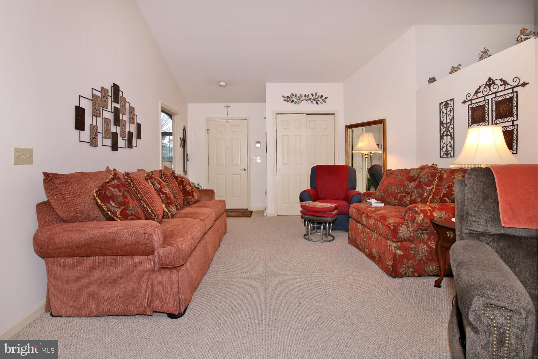 610 Huckleberry Ln