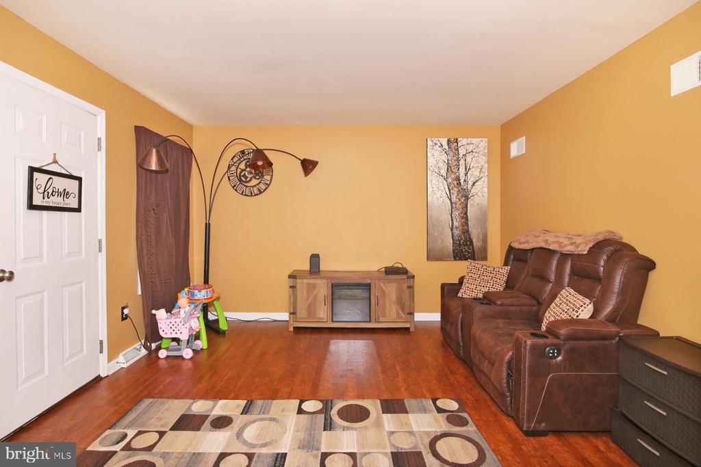 123 Lighthouse Dr