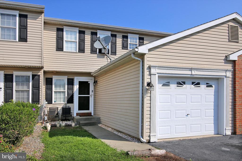 123 Lighthouse Dr