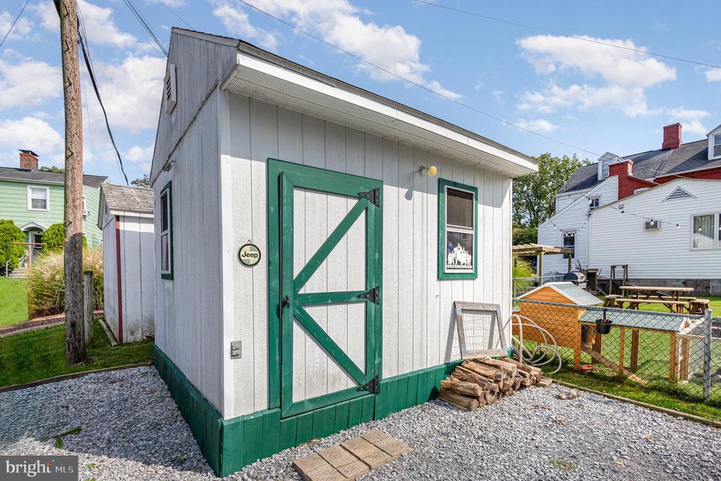 138 Anthracite Rd
