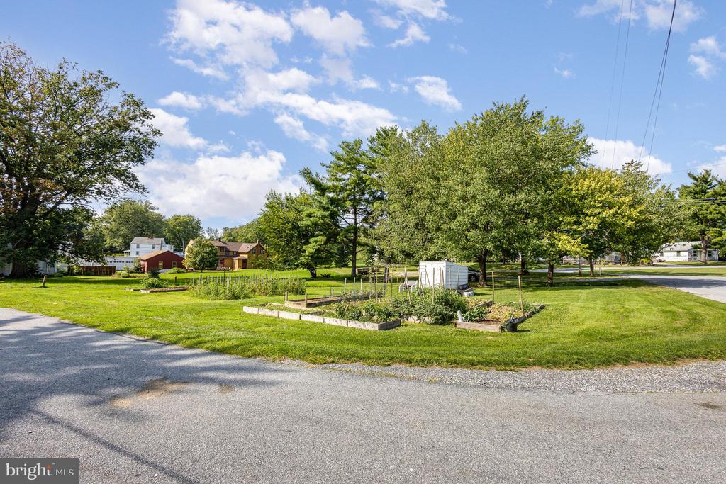 138 Anthracite Rd