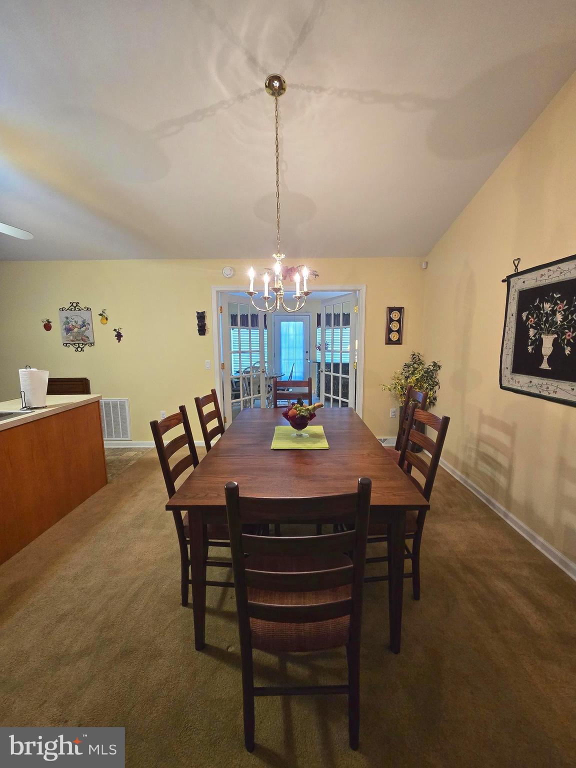 612 Raspberry Ln