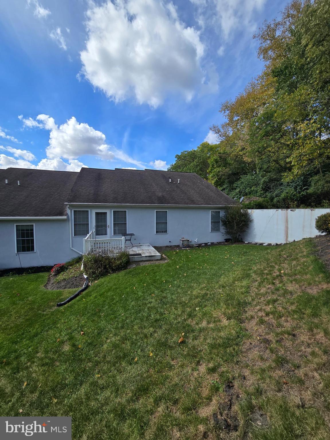 612 Raspberry Ln