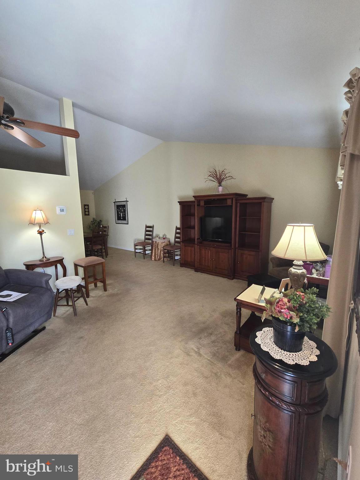 612 Raspberry Ln