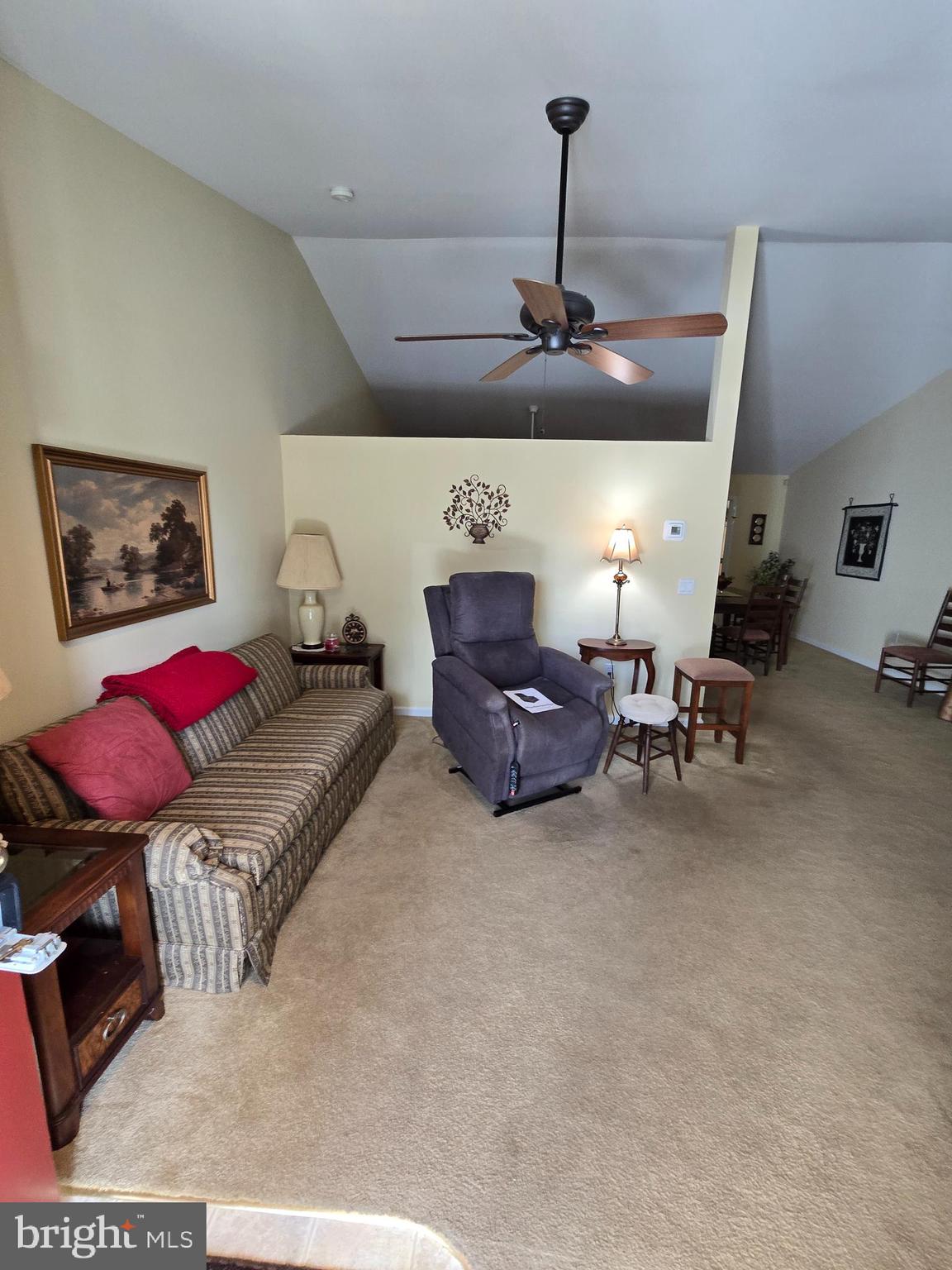 612 Raspberry Ln