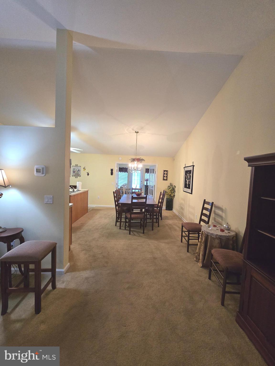612 Raspberry Ln
