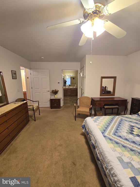 612 Raspberry Ln