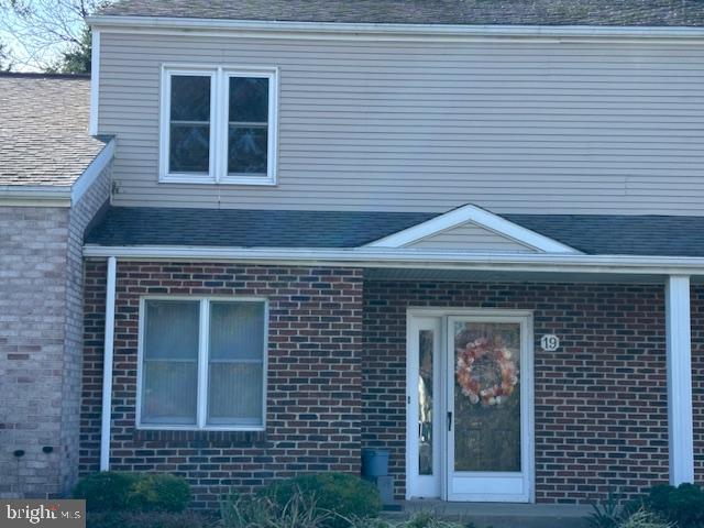 19 Woodland Est