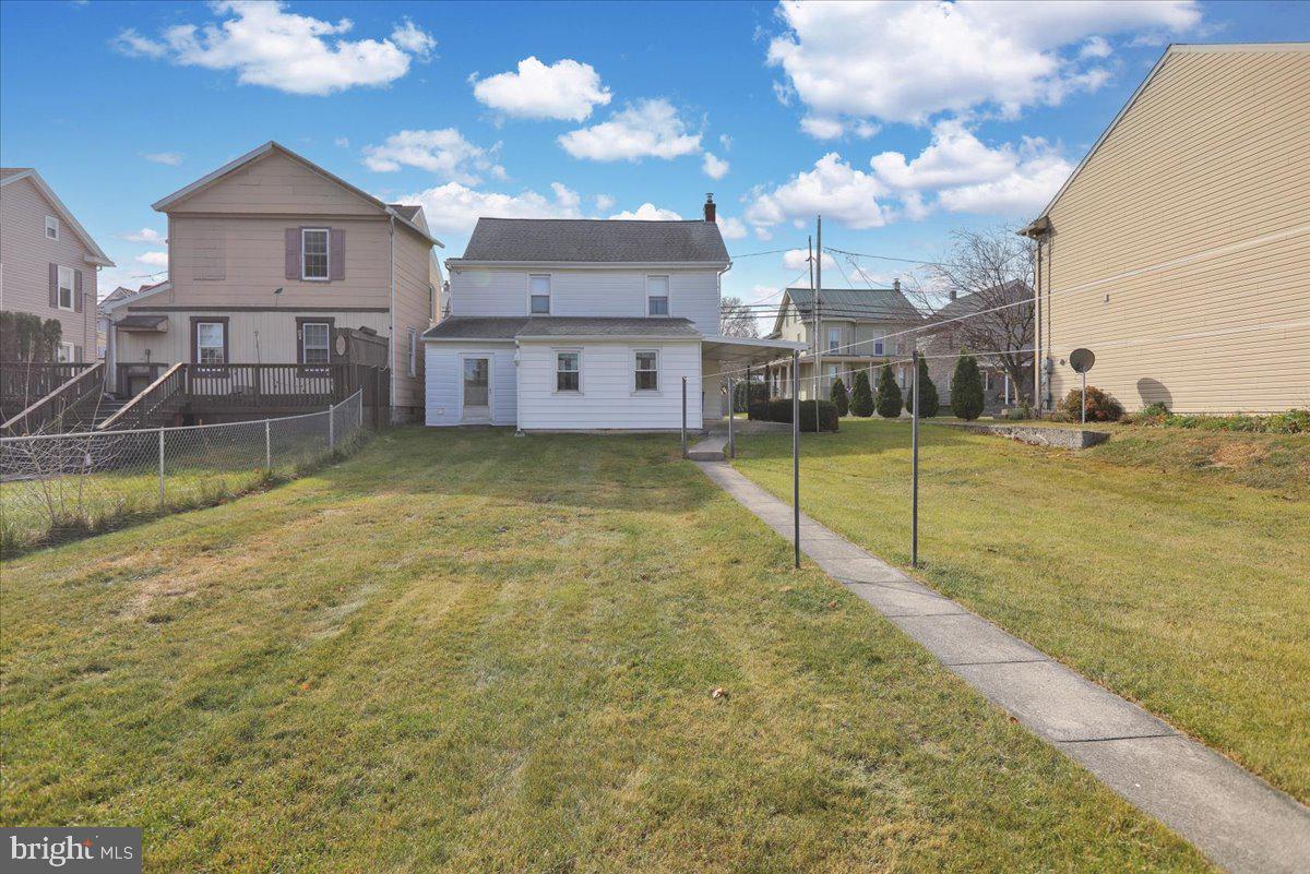 125 E Main St
