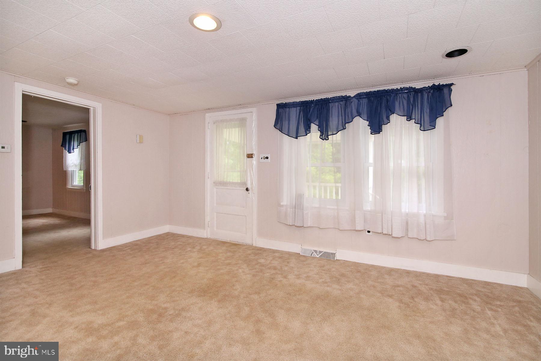 1061 Mine Rd