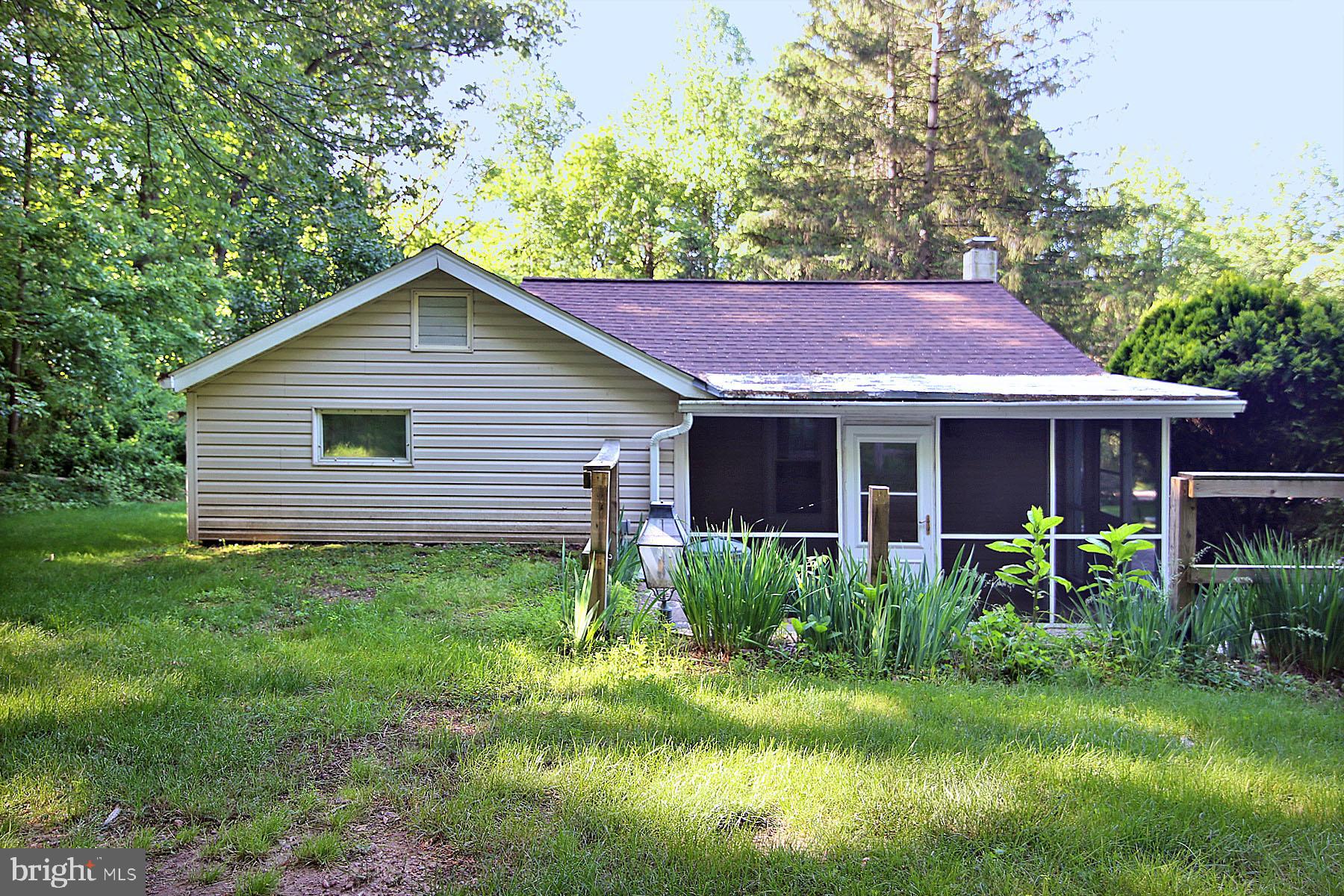 1061 Mine Rd
