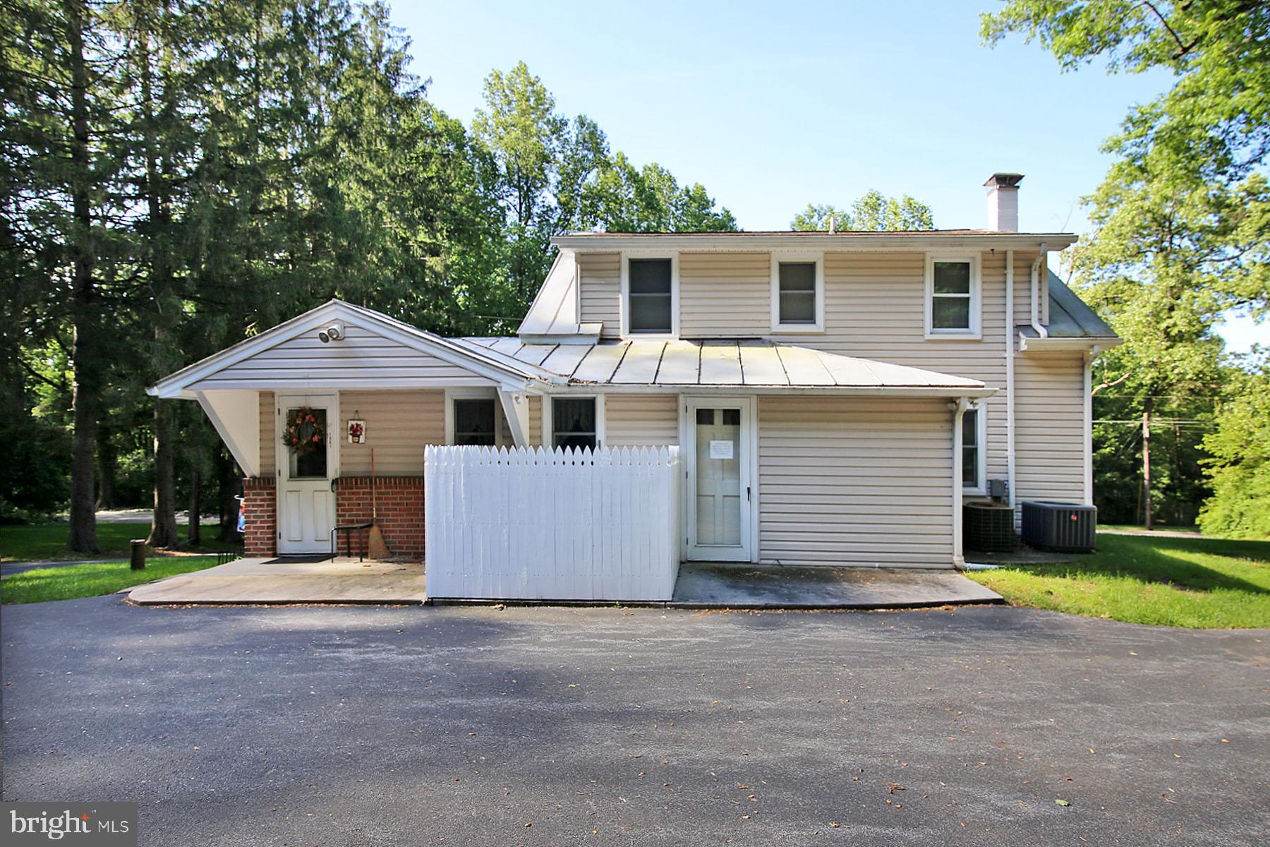1061 Mine Rd