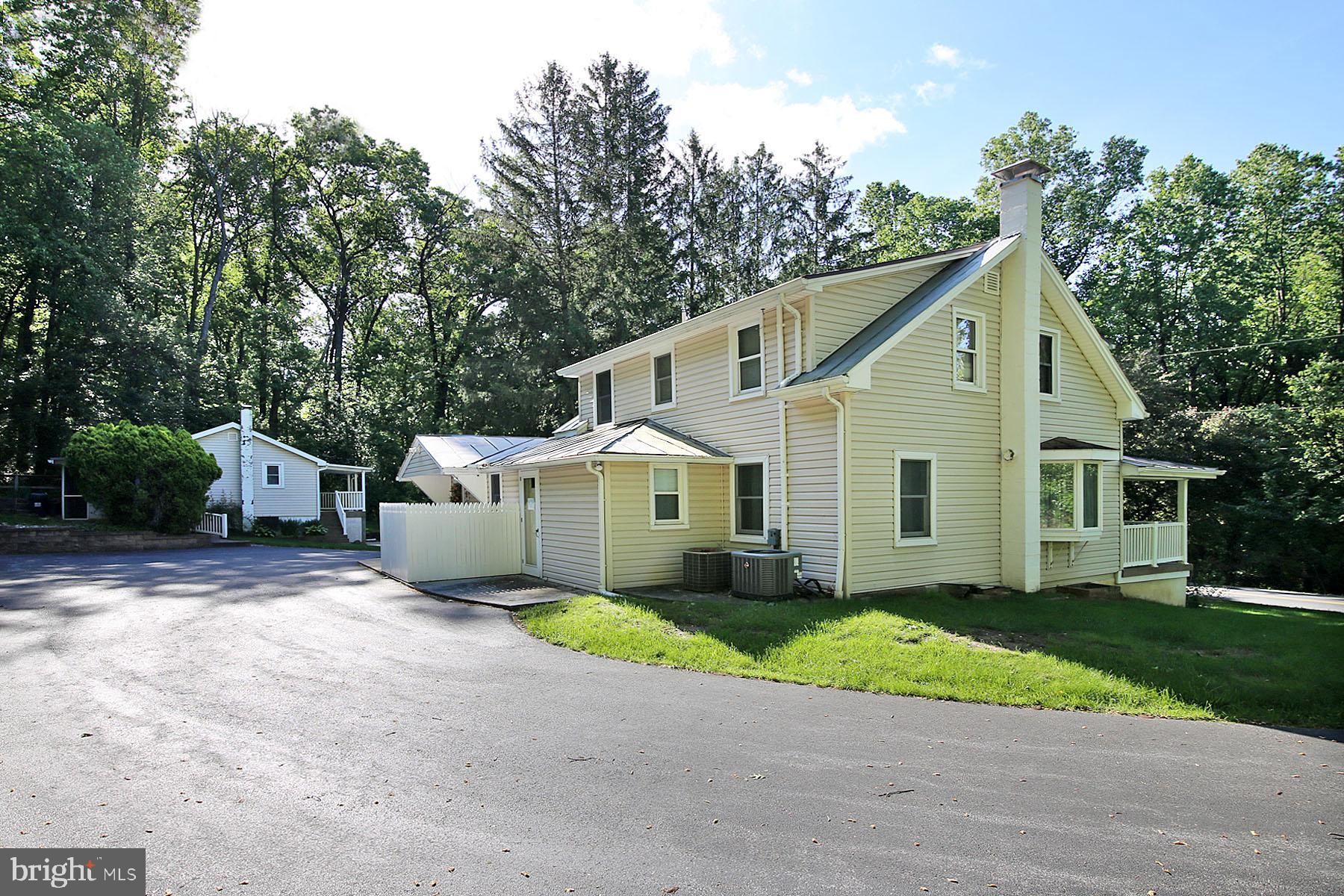 1061 Mine Rd