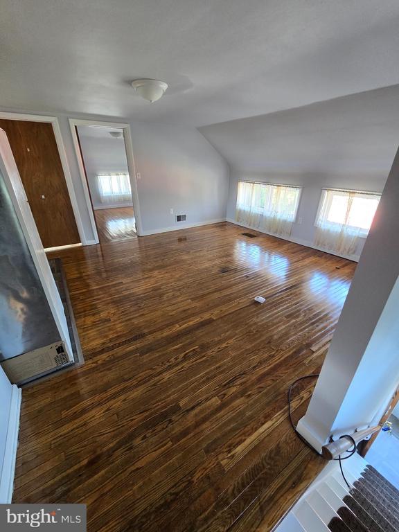 407 S 10TH ST.