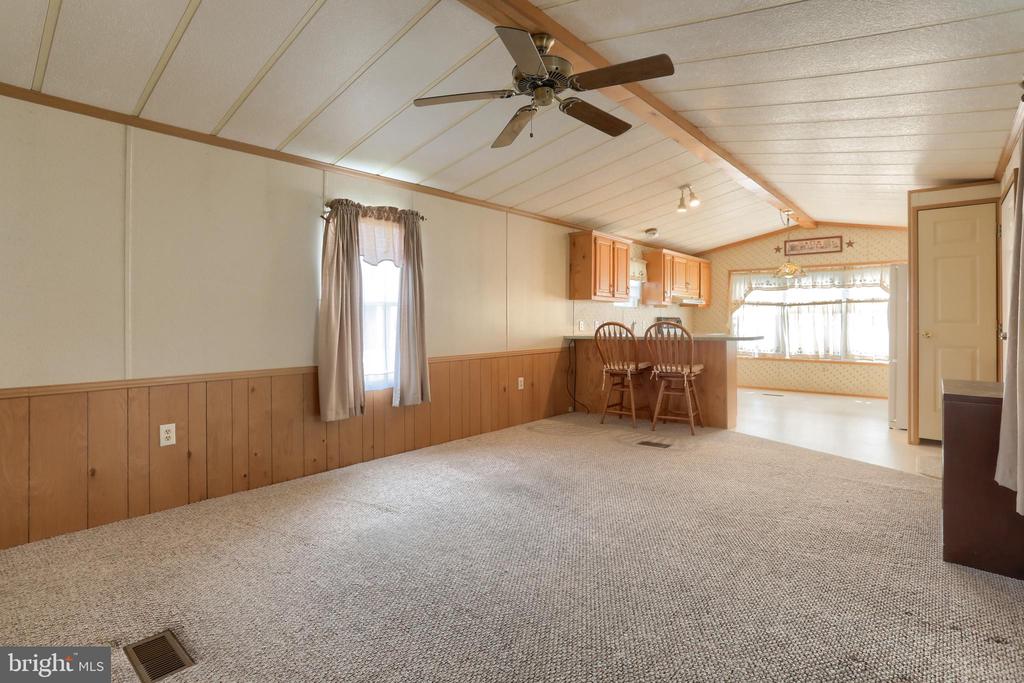 1300 E KERCHER AVE, LOT #27