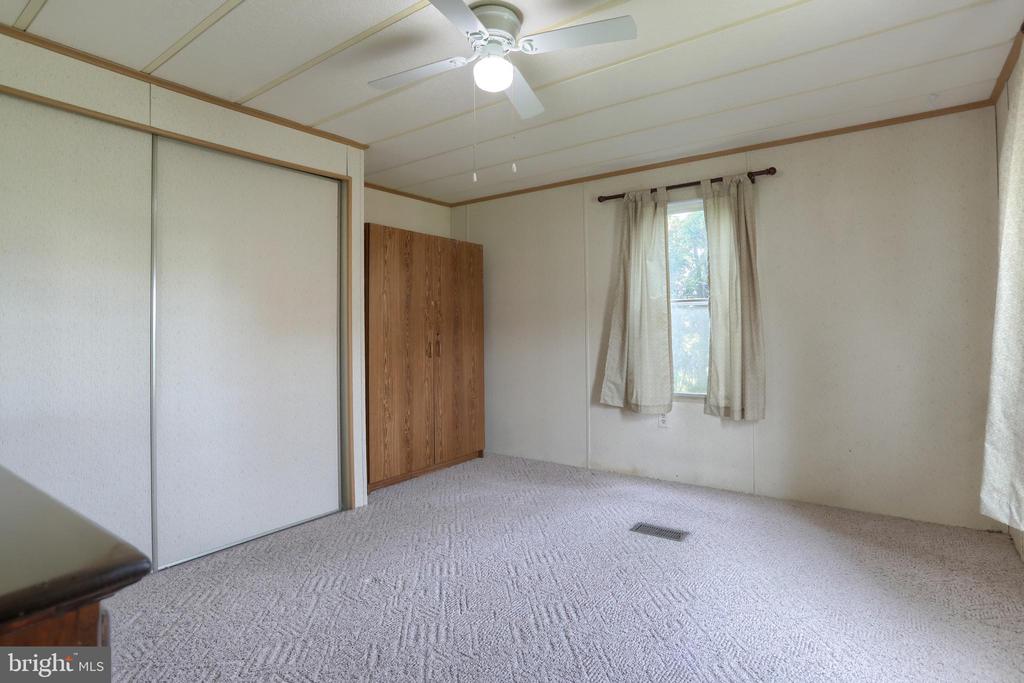 1300 E KERCHER AVE, LOT #27