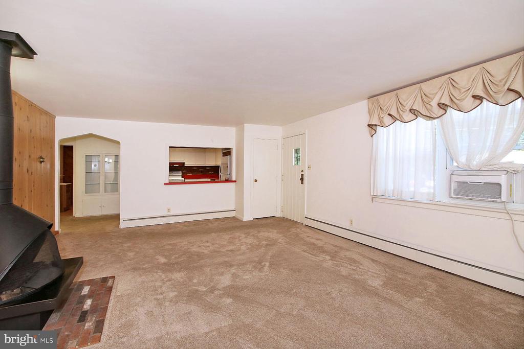 326 S 13th St