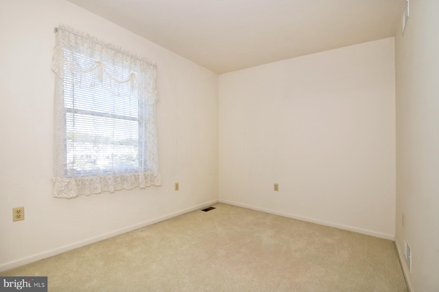 357 ACORN CIRCLE