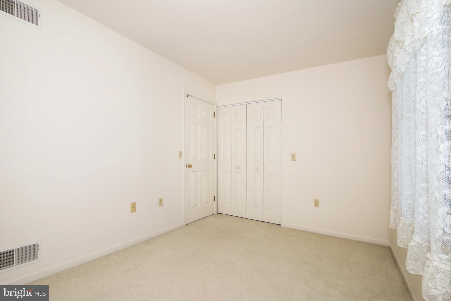 357 ACORN CIRCLE