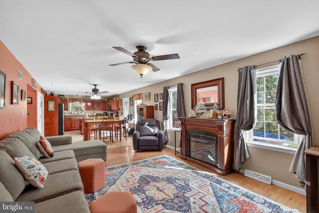 14 FIREFLY DRIVE