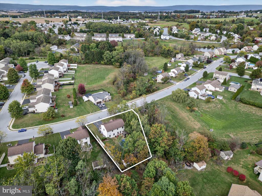 14 FIREFLY DRIVE