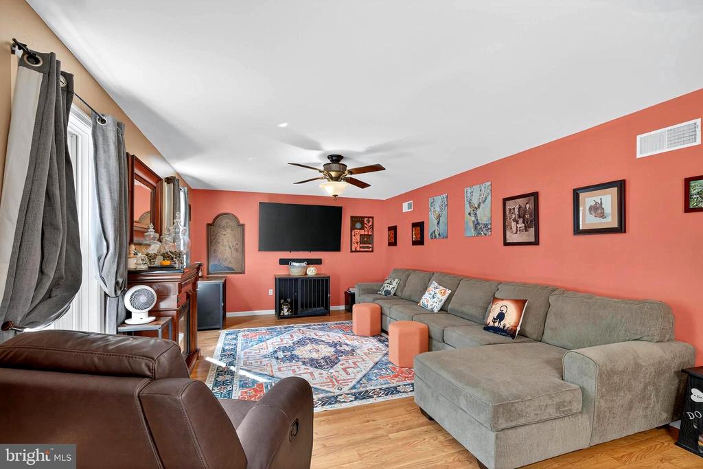 14 FIREFLY DRIVE