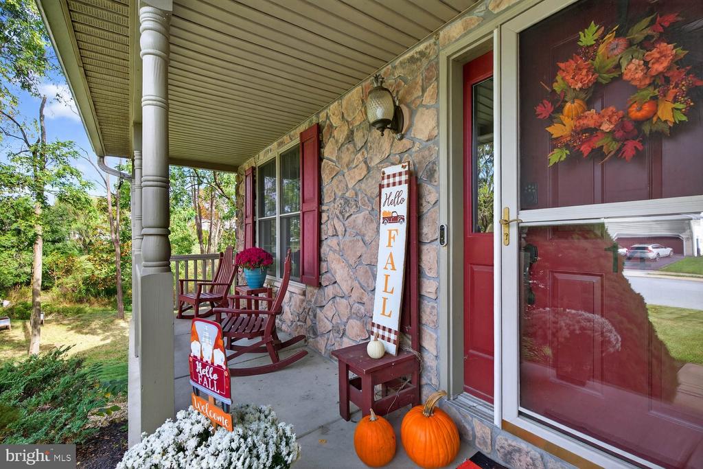 14 FIREFLY DRIVE