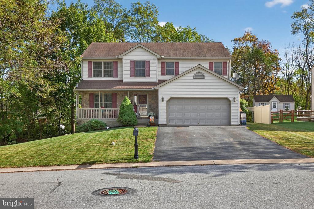 14 FIREFLY DRIVE