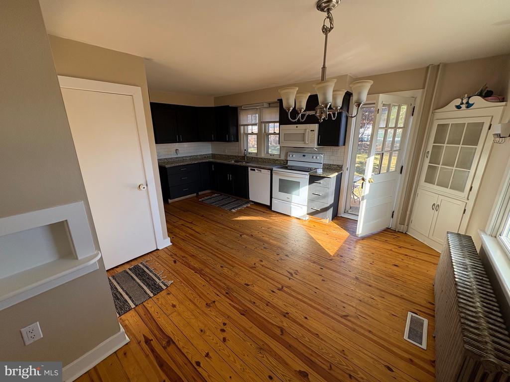 434 S 9TH STREET