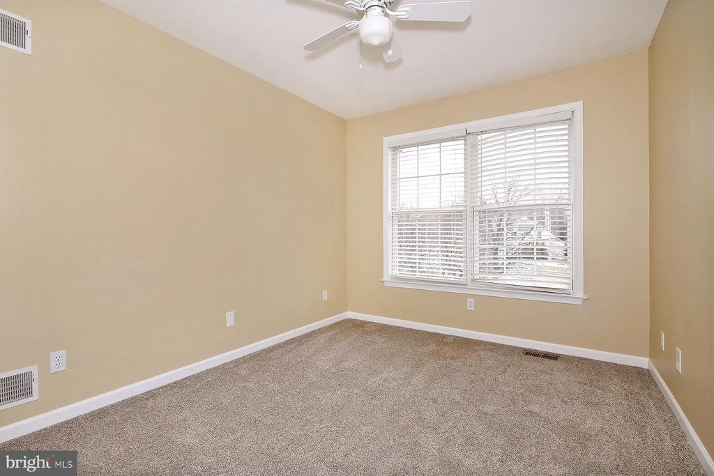 23 OAK KNOLL CIR L-0037 CIRCLE