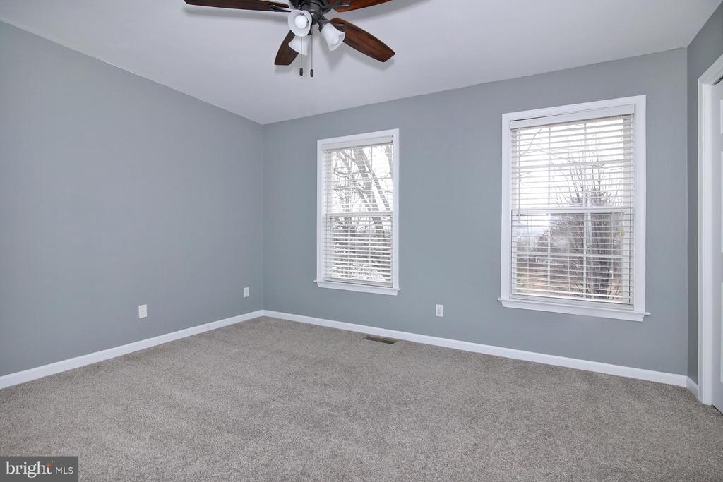 23 OAK KNOLL CIR L-0037 CIRCLE