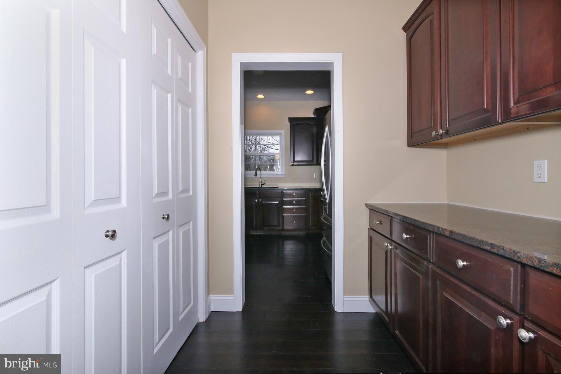 23 OAK KNOLL CIR L-0037 CIRCLE