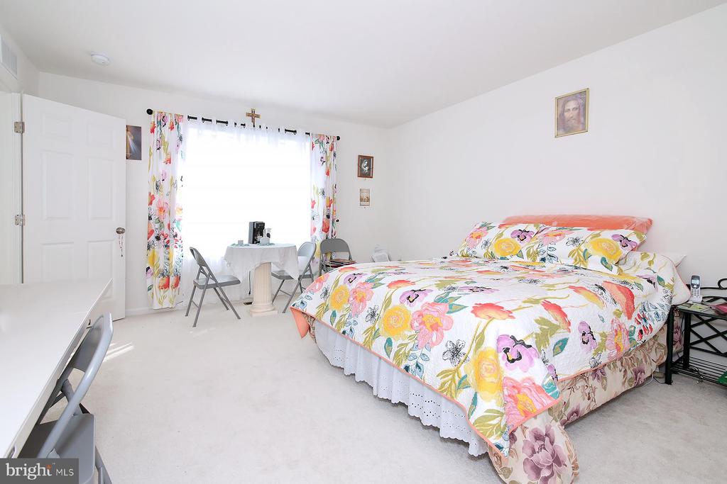 216 COPPER RIDGE DRIVE