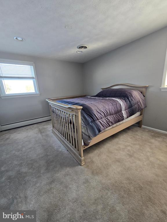 2 N WILLOW STREET