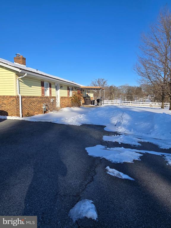 2 N WILLOW STREET