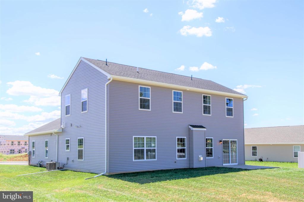 405 LAVENDER LANE Unit: LOT 65